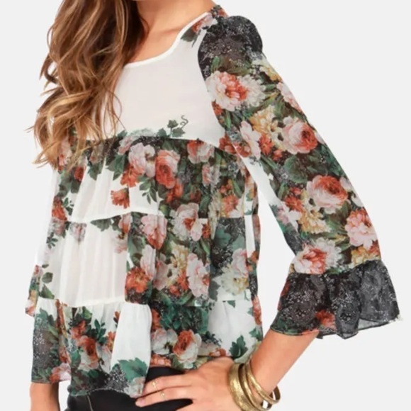 Darling Daphne Floral Print Sheer Top Size Small - Picture 14 of 14